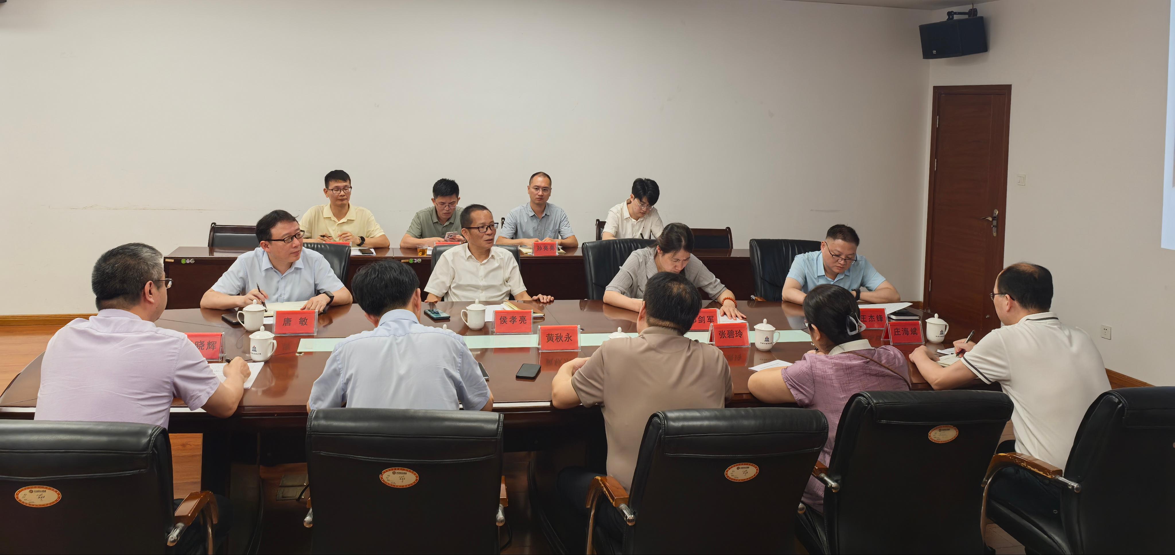 机电沿海公司举办专业技术知识讲座..